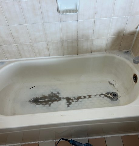 Bathtub before reglazing — worn and stained — Hudson County NJ
